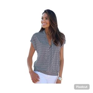 NWOT  Size 8/10  Women's printed Dolman Sleeve Blouse - Black White Turquoise